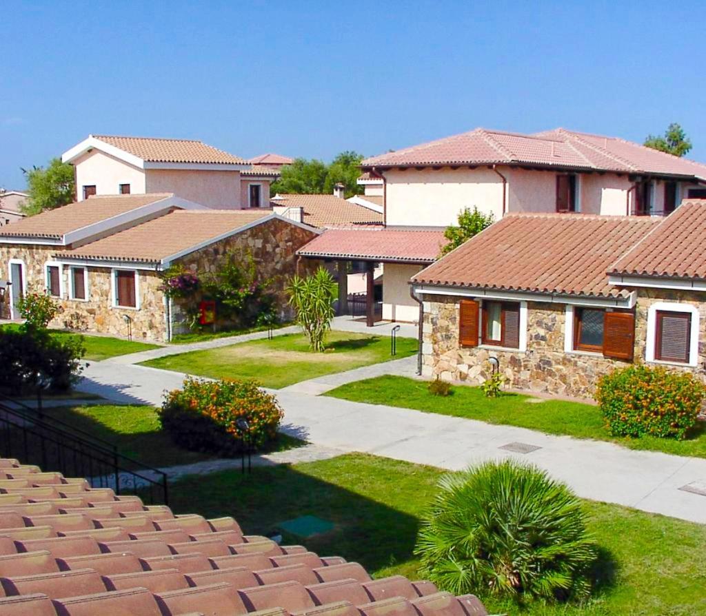 Zeta Club San Teodoro Le Rose Hotel Kültér fotó